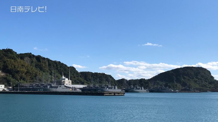 海上自衛隊 艦艇が訓練のため入港